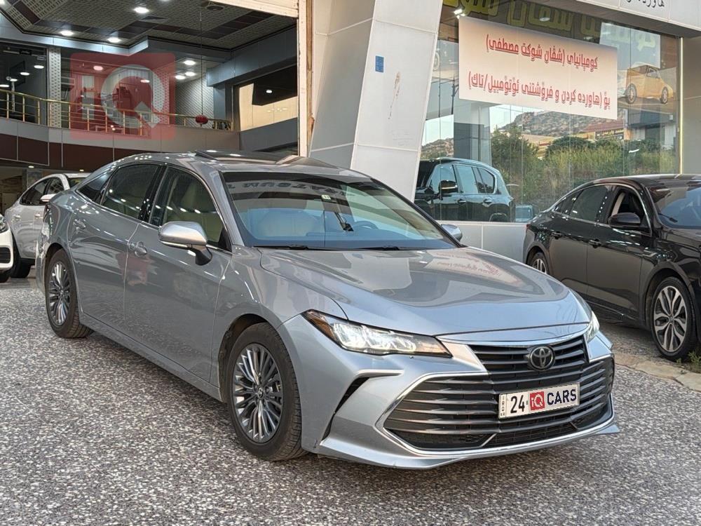 تويوتا أفالون